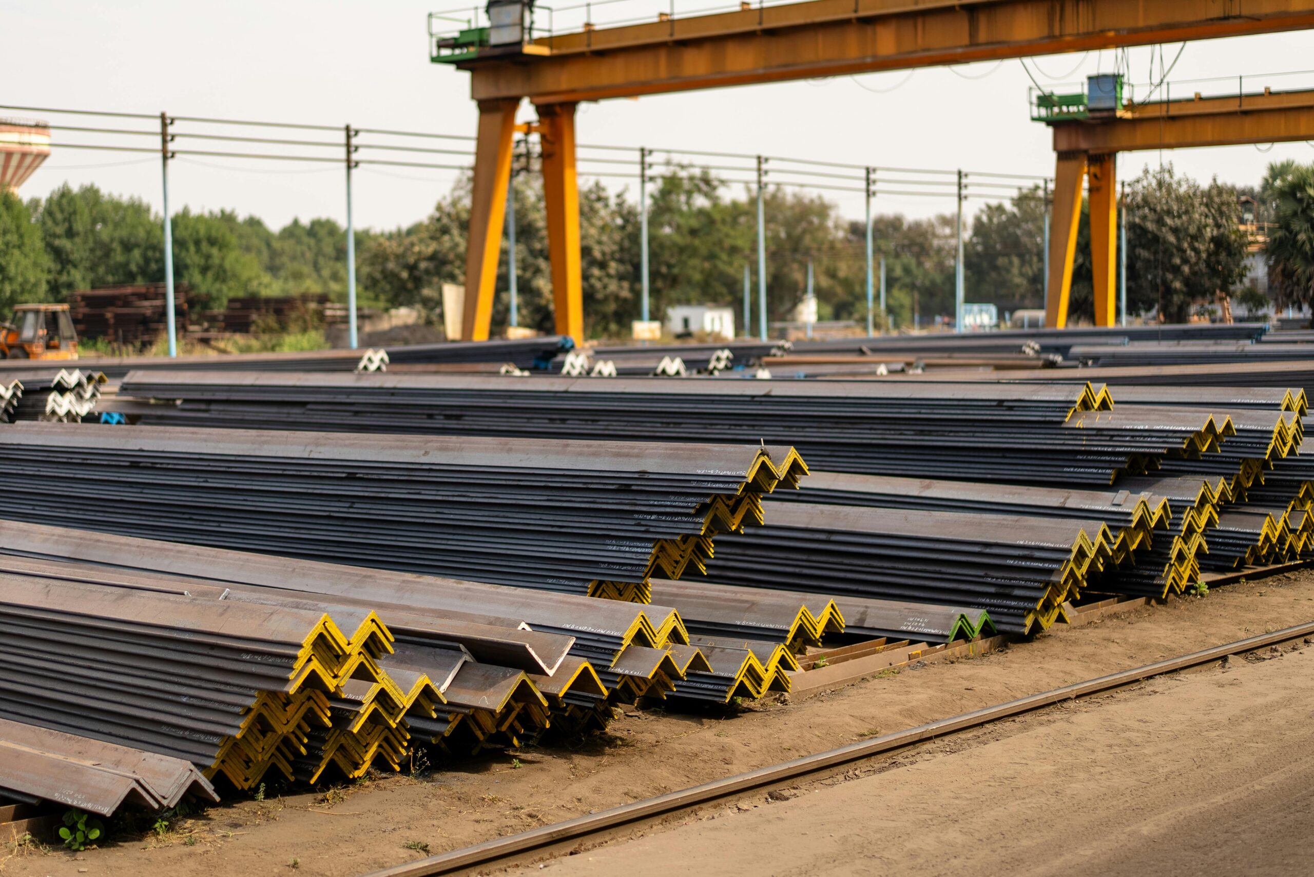 MO Gold Versatile Steel Bars